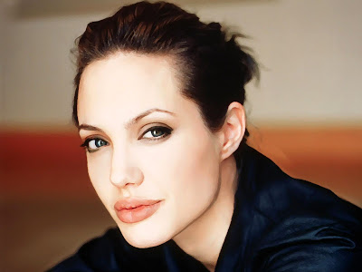 Angelina Jolie’s aunt dies from breast cancer
